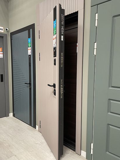 Входная дверь  